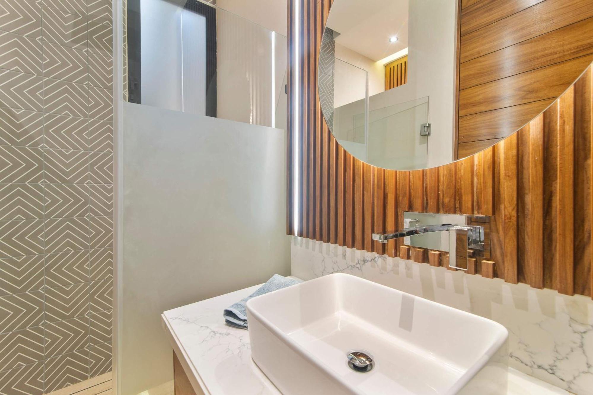 Stunning 2br With Plunge Pool - Rooftop Sea Views Apartamento